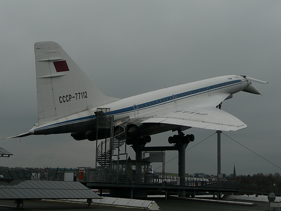 Die Tu-144, hier in Sinsheim ausgestellt, aber auch die Concorde konnten sich nie durchsetzen und waren letzten Endes Wegbereiter für heute moderne Widebodies Die Tu-144, hier in Sinsheim ausgestellt, aber auch die Concorde konnten sich nie durchsetzen und waren letzten Endes Wegbereiter für heute moderne Widebodies