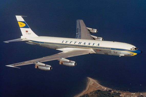 Boeing 707-430 der Lufthansa im Flug - Foto: LH Bildarchiv