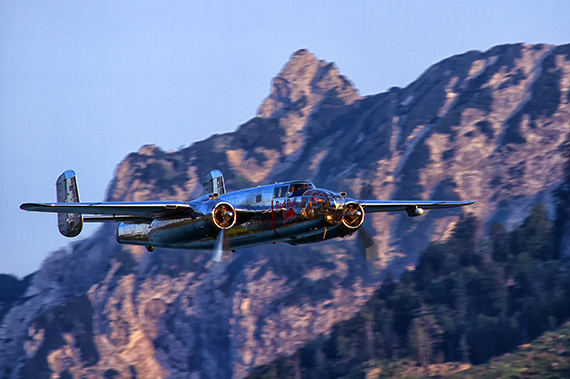 RB_B-25_flyby_1 RB_B-25_flyby_1
