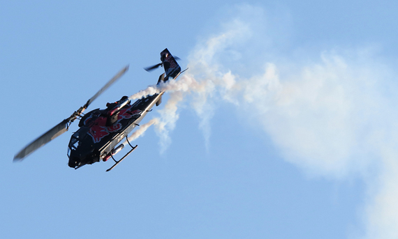 red bull helikopter