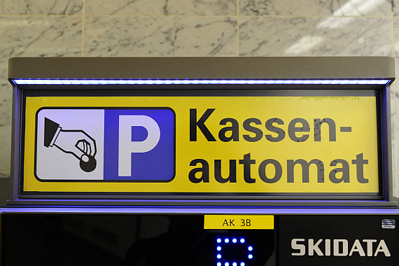 Autofahrer werden am Flughafen Wien ordentlich zur Kasse gebeten, Symbolbild