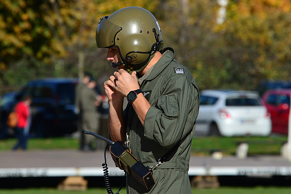 Nationalfeiertag 2013 Bundesheer Besatzungsmitglied