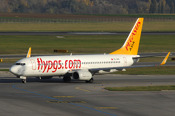 Aus einer solchen Maschine der Pegasus Airlines wurden die Verdächtigen verhaftet, Symbolbild - Foto: M. Huber für Austrian Wings