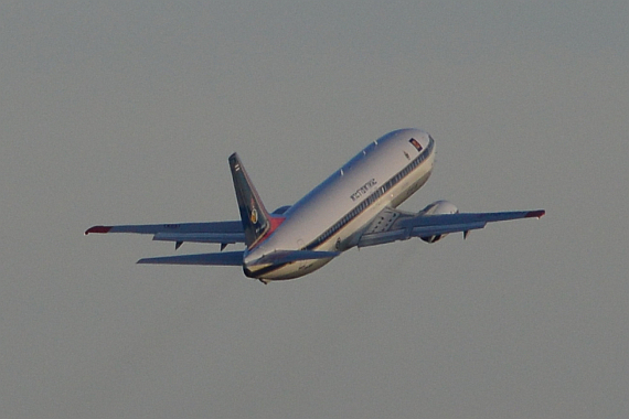 Thailändischer Kronprinz Boeing 737-400 Go around HS-HRH Foto PA Austrian Wings Media Crew