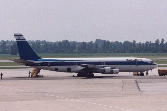 Boeing 707 von El Al auf dem Vorfeld des Wiener Flughafens - Foto: Andreas Ranner