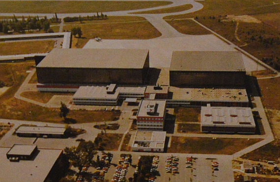 1981 eröffnete die AUA einen riesigen Technik-Komplex am VIE - Foto: Archiv Flughafen Schwechat