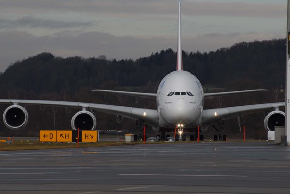 Emirates Airbus A380 Erstlandung Flughafen Zürich Andy Herzog 02. EK-A380, A6-EDS
