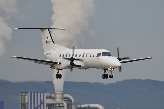Budapest Air Service kam mit dieser EMB 120.