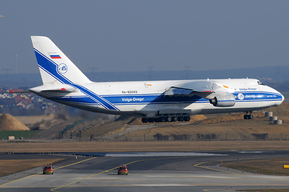 Volga Dnepr Antonov AN-124 in Wien - Foto: Austrian Wings Media Crew