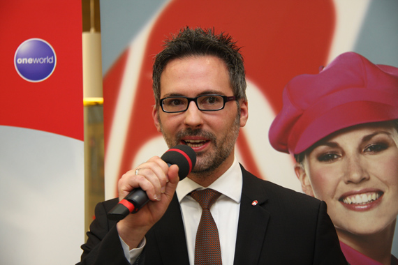 Stefan Magiera (Air Berlin) bei der Eröffnung - Foto: M. Dichler