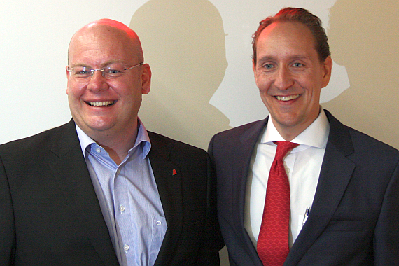 Bernhard Wodl und Dieter Vranckx von SWISS - Foto: M. Dichler