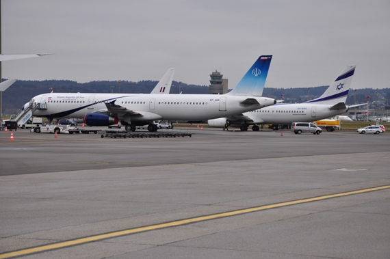 Na also; geht doch! Friedliches Beisammensein der Iranischen A321 neben der Israelischen EL AL B737 Na also; geht doch! Friedliches Beisammensein der Iranischen A321 neben der Israelischen EL AL B737