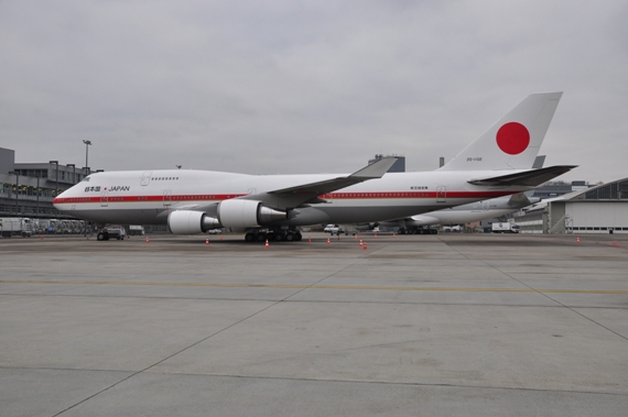 Japan Air Self-Defense Force, Boeing B747-47C, #20-1102, der Japanischen Regierung die gleich mit zwei dieser Jumbos auftauchte Japan Air Self-Defense Force, Boeing B747-47C, #20-1102, der Japanischen Regierung die gleich mit zwei dieser Jumbos auftauchte