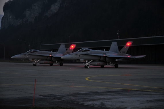 09 F-18 Schweizer LUftwaaffe Meiringen Foto Andy Herzog