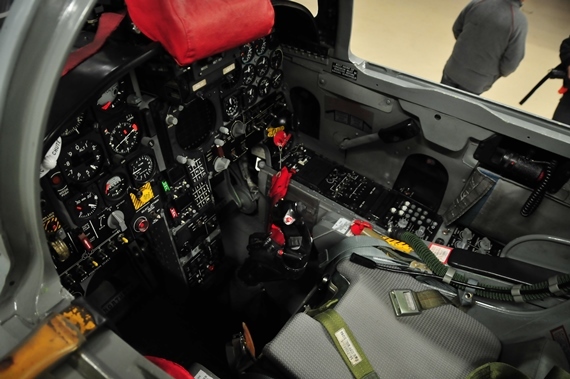 Cockpit einer PC-7