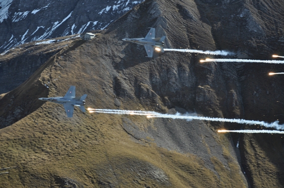 63 F-18 Axalp Schweizer LUftwaffe Meiringen Foto Andy Herzog