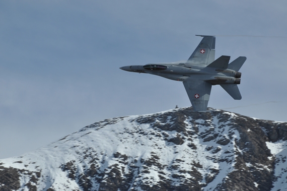 65 F-18 Axalp Schweizer LUftwaffe Meiringen Foto Andy Herzog