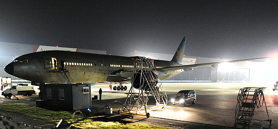 AUA Austrian Airlines Ankunft Boeing 777 OE-LPE_10 Foto PA Austrian Wings Media Crew