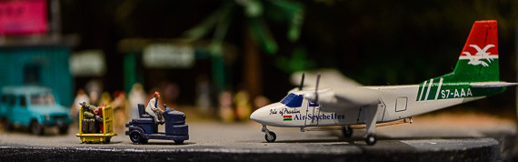 Regionalflugzeug von Air Seychelles - Foto: Markus Dobrozemsky