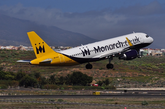 Teneriffa A320 Sharklets Monarch 27. by Andy Herzog