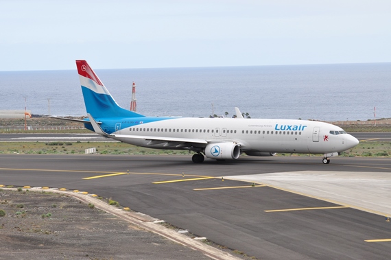 Teneriffa Boeing 737-800 Luxair 47. by Andy Herzog Teneriffa Boeing 737-800 Luxair 47. by Andy Herzog