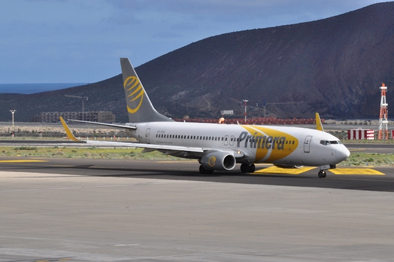 Teneriffa Boeing 737 Primera 04. by Andy Herzog