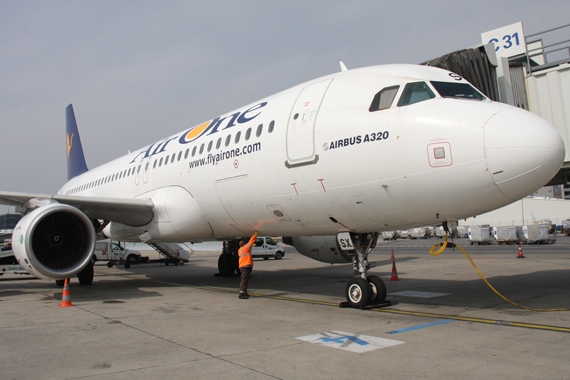 Air One Airbus A320 Foto Martin Dichler Air One Airbus A320 Foto Martin Dichler