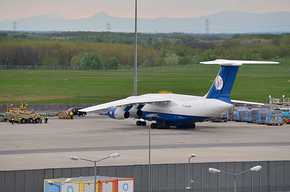 Silk Way IL-76 4K-AZ101_3 Foto PA Austrian Wings Media Crew