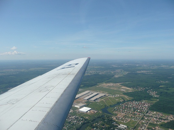 RA-88180 lässt Moskau hinter sich