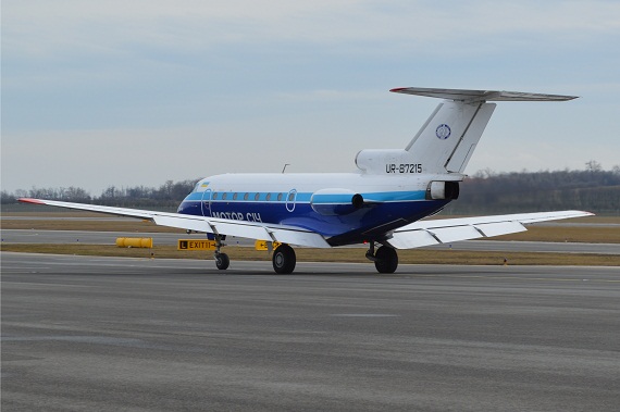 Die Yak-40 mit ausgefahrenen Klappen Die Yak-40 mit ausgefahrenen Klappen