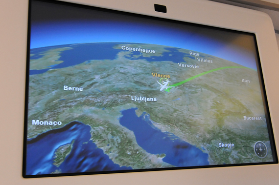 Air China Erstlandung Monitor mit Karte - Wien - Foto: Austrian Wings Media Crew
