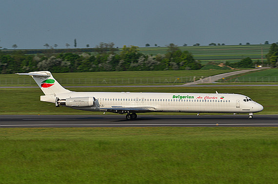 Bulgarian Aircharter MD80 LZ-LDJ_4 Foto PA Austrian Wings Media Crew