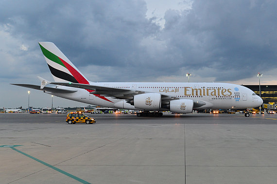 Emirates A380 A6-EES Erstlandung Wien Rollen PA Austrian Wings Media Crew