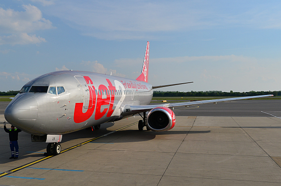 Jet2 Erstlandung Flughafen Wien Boeing 737-300 G-CELK Foto PA Austrian Wings Media Crew