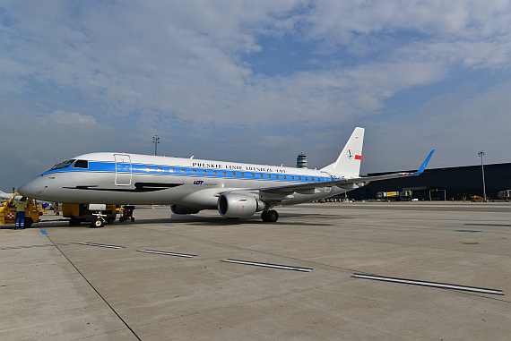 LOT Polish Airlines Embraer E175 Retro SP-LIE_2 Foto PA Austrian Wings Media Crew