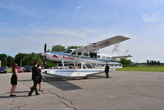 Festakt BFS Langenlbarn OE-EDM Cessna Caravan Flying Bulls Foto PA Austrian Wings Media Crew Festakt BFS Langenlbarn OE-EDM Cessna Caravan Flying Bulls Foto PA Austrian Wings Media Crew