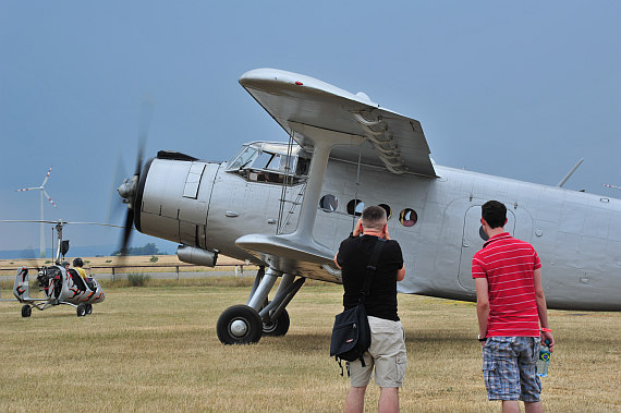 Flugplatzfest Spitzerberg 2014 AN-2 SP-FAH und Tragschrauber Foto PA Austrian Wings Media Crew