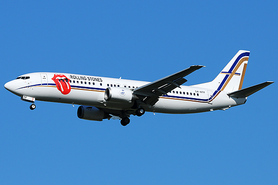 Rolling Stones (GainJet) Boeing 737-400 - Foto: Austrian Wings Media Crew Rolling Stones (GainJet) Boeing 737-400 - Foto: Austrian Wings Media Crew