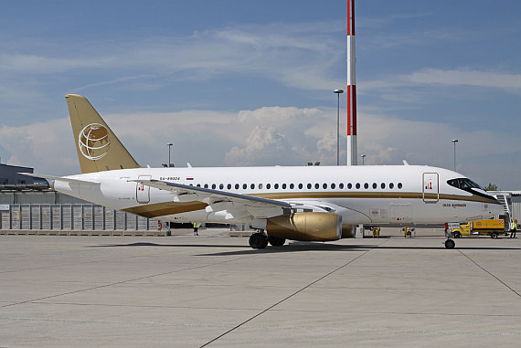 Suchoi Superjet Jürgen Stiglmair 11JUN2014 CTS SU85 RA-89004 (16a) IMG_6696_bearbeitet