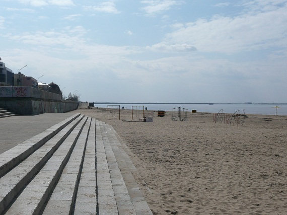 Einen Sandstrand würde man im tiefsten Nordrussland nicht erwarten!