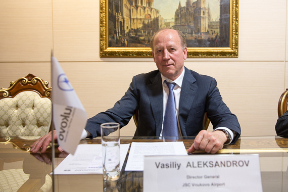 Vasily Aleksandrov Moskau Vnukovo Foto Peter Hollos