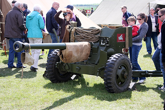 ... und das war die Hauptabwehr der "Paras" gegen die gefürchteten "Panther" und "Tiger" der Wehrmacht