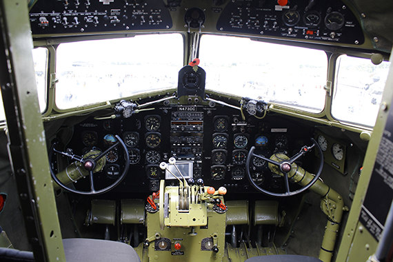 Das Cockpit - Arthur Hutterer