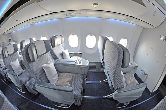 El Al Israel Airlines 4X-EHC Boeing 737-900ER Foto PA Austrian Wings Media Crew_inside_business class fisheye