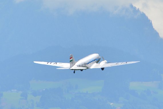 Li-2 Steigflug Foto PA Austrian Wings Media Crew