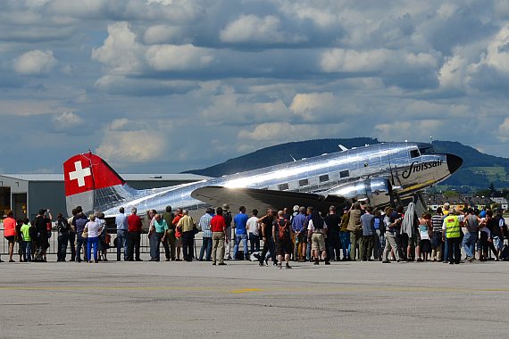 Swissair DC-3 mit Menschen Foto PA Austrian Wings Media Crew