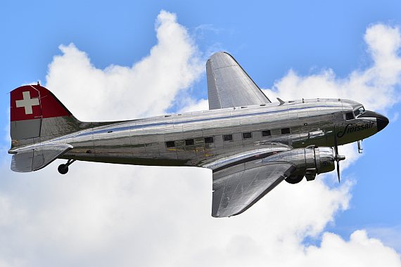 Swissair Dc-3 Lowpass_1 Foto PA Austrian Wings Media Crew Swissair Dc-3 Lowpass_1 Foto PA Austrian Wings Media Crew