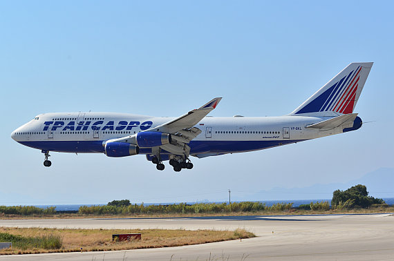 Transaero setzt ihre Jumbos auch auf Charterflügen zum Mittelmeer ein, hier eine Maschine bei der Landung in Rhodos, Symbolbild - Foto: Austrian Wings Media Crew