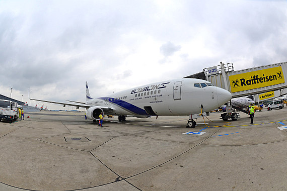El Al Israel Airlines Boeing 737-900 4X-EHE_5 Foto PA Austrian Wings Media Crew