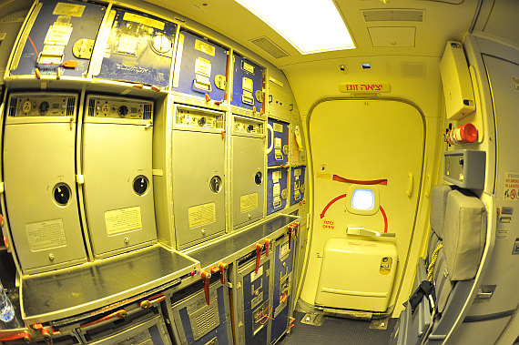 El Al Israel Airlines UP 4X-EKO_14 Galley Fisheye Foto PA Austrian Wings Media Crew